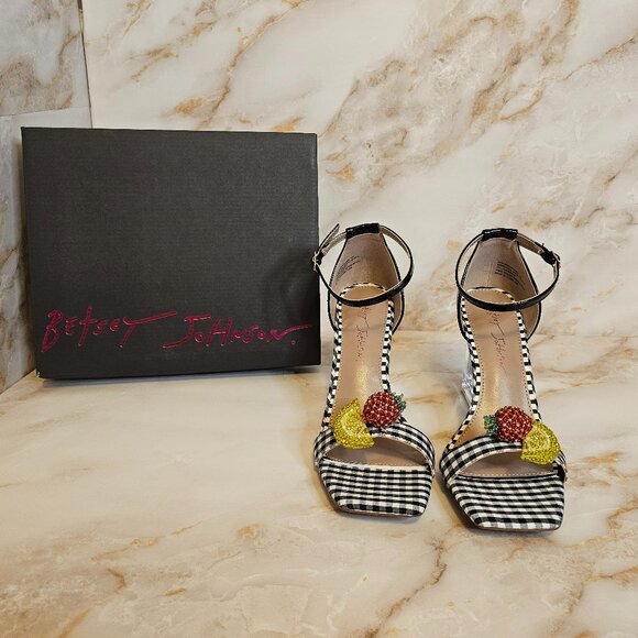 Betsey Johnson Harlen Fruit Vinyl Two-Piece Wedge Sandals, Size 8 – NWOT - Picture 2 of 8